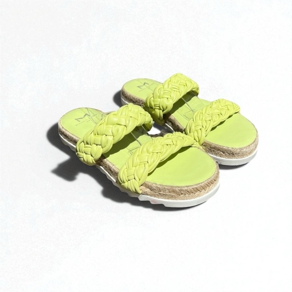 NEW Marc Fisher Green "Jaimee" Leather Slide Sandals Girls Size 3 (women's 5) - Picture 3 of 12